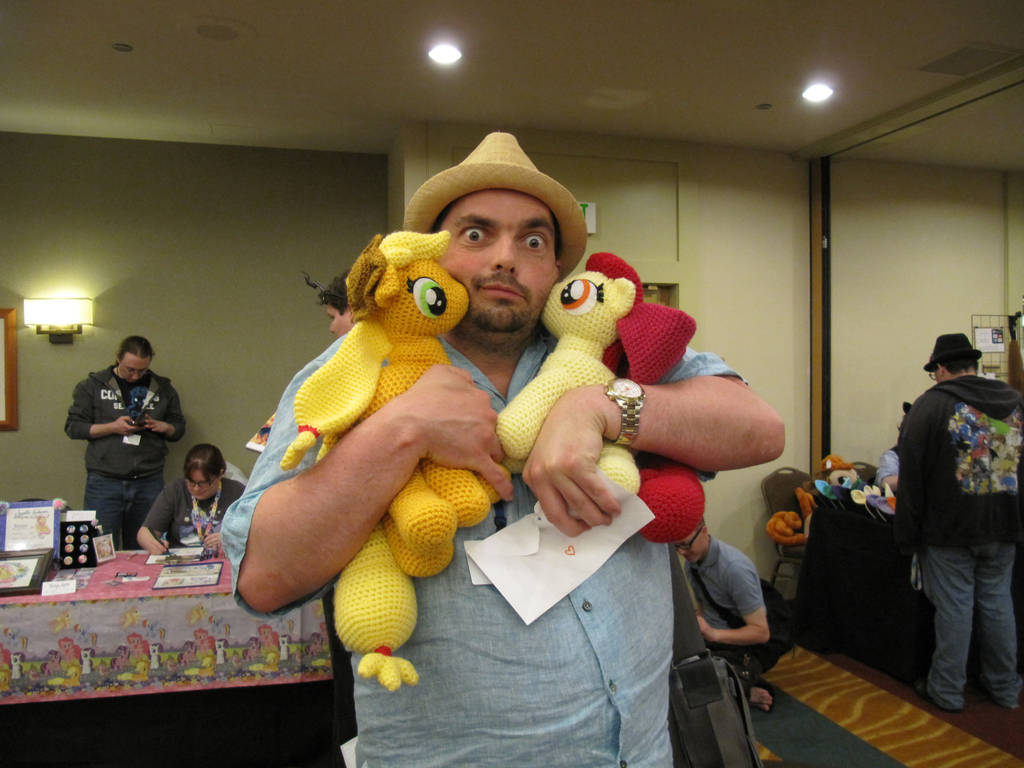 Peter New with Applejack and Apple Bloom by NerdyKnitterDesigns Peter New with Applejack and Apple Bloom by NerdyKnitterDesigns