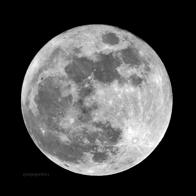 Full moon 090209