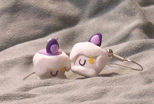 hitomoshi earrings