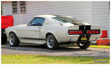 A White Mustang GT 500E