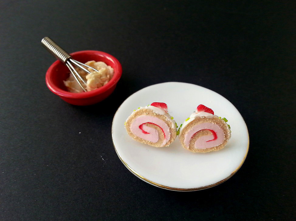 Strawberry roll ear studs