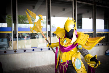 Azir's cosplay 4