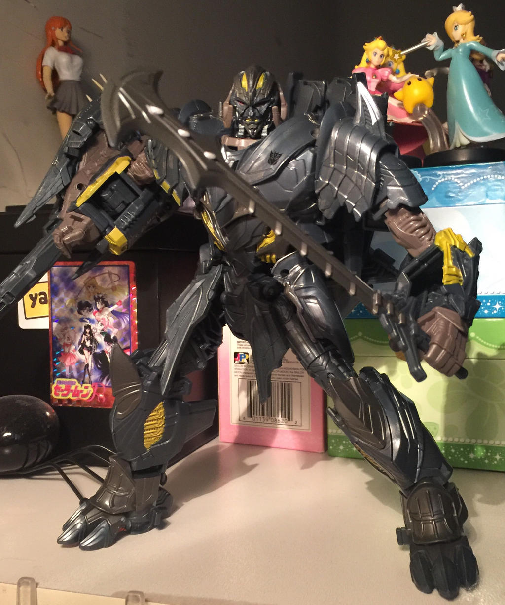 Premier Edition Leader Class Megatron Figure