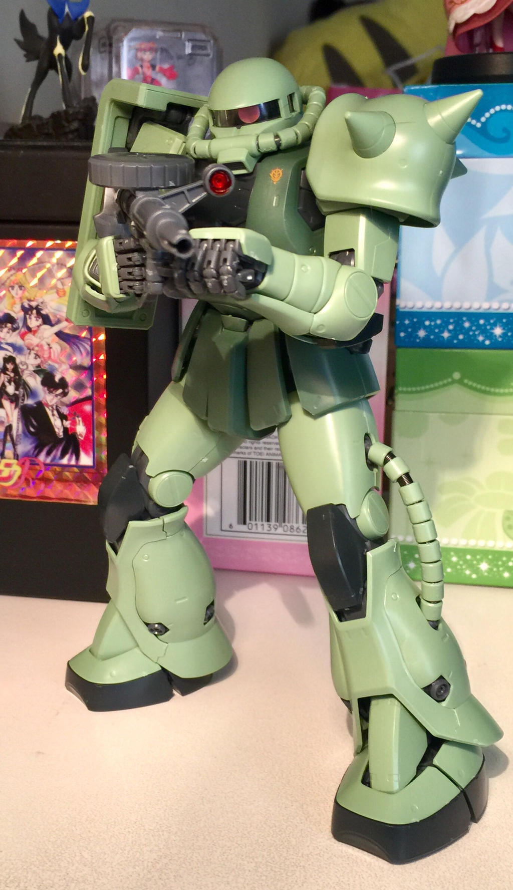 Master Grade 1/100 Zaku II Ver 2.0
