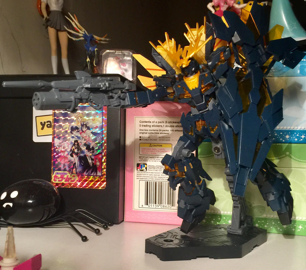 HG 1/144 Banshee Norn (Destroy Mode)