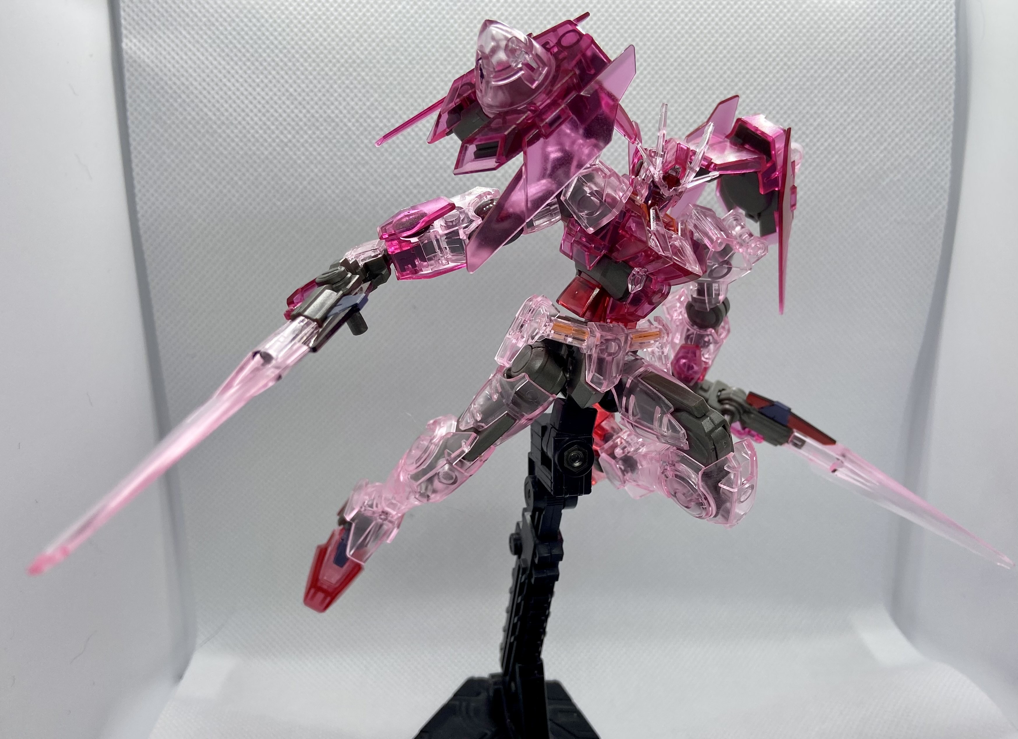 HG 1/144 Gundam 00 Diver Trans-Am Clear