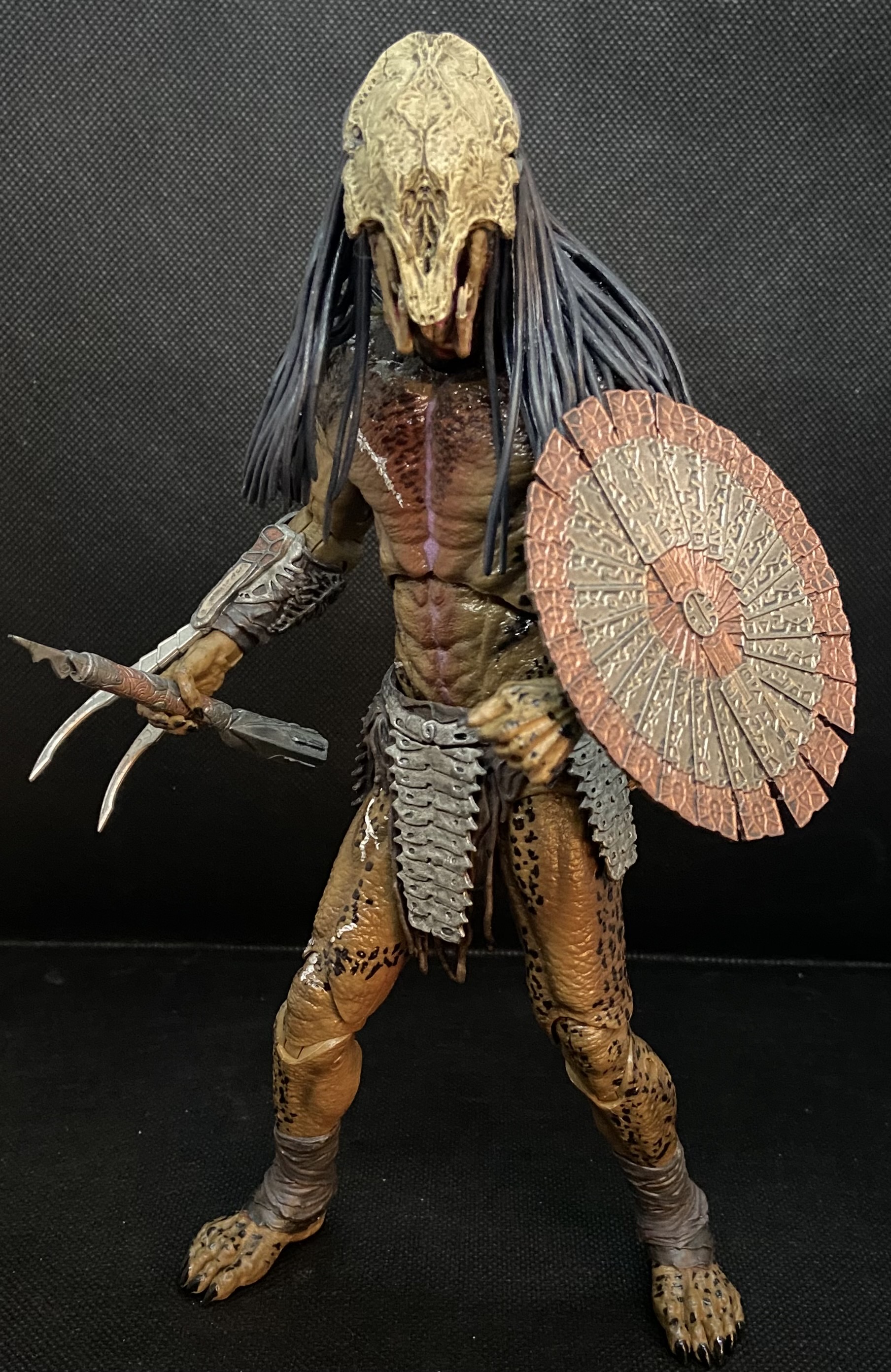 NECA Ultimate Feral Predator Figure