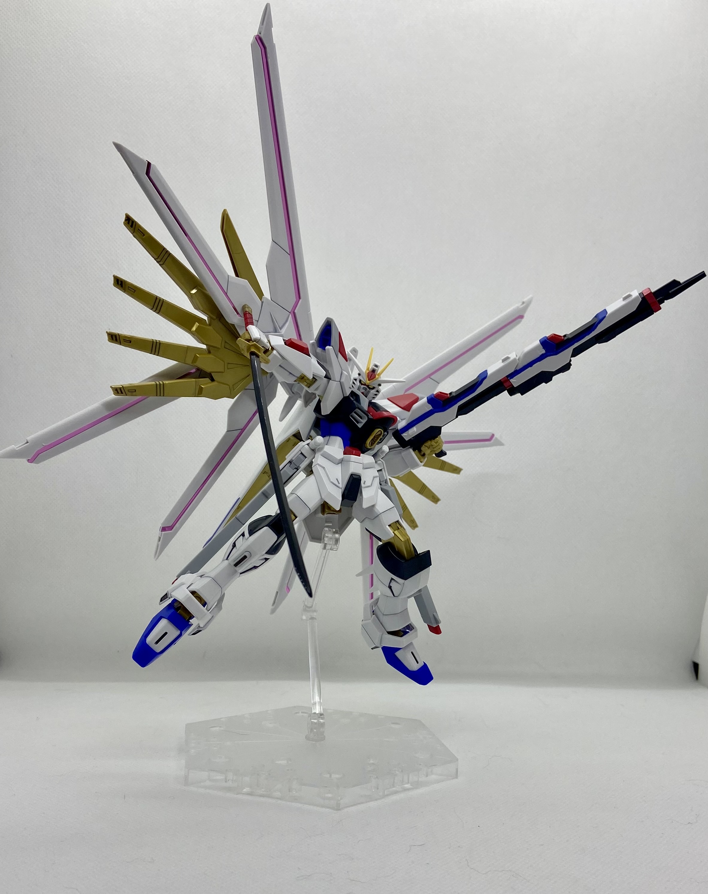 HG 1/144 Mighty Strike Freedom Gundam