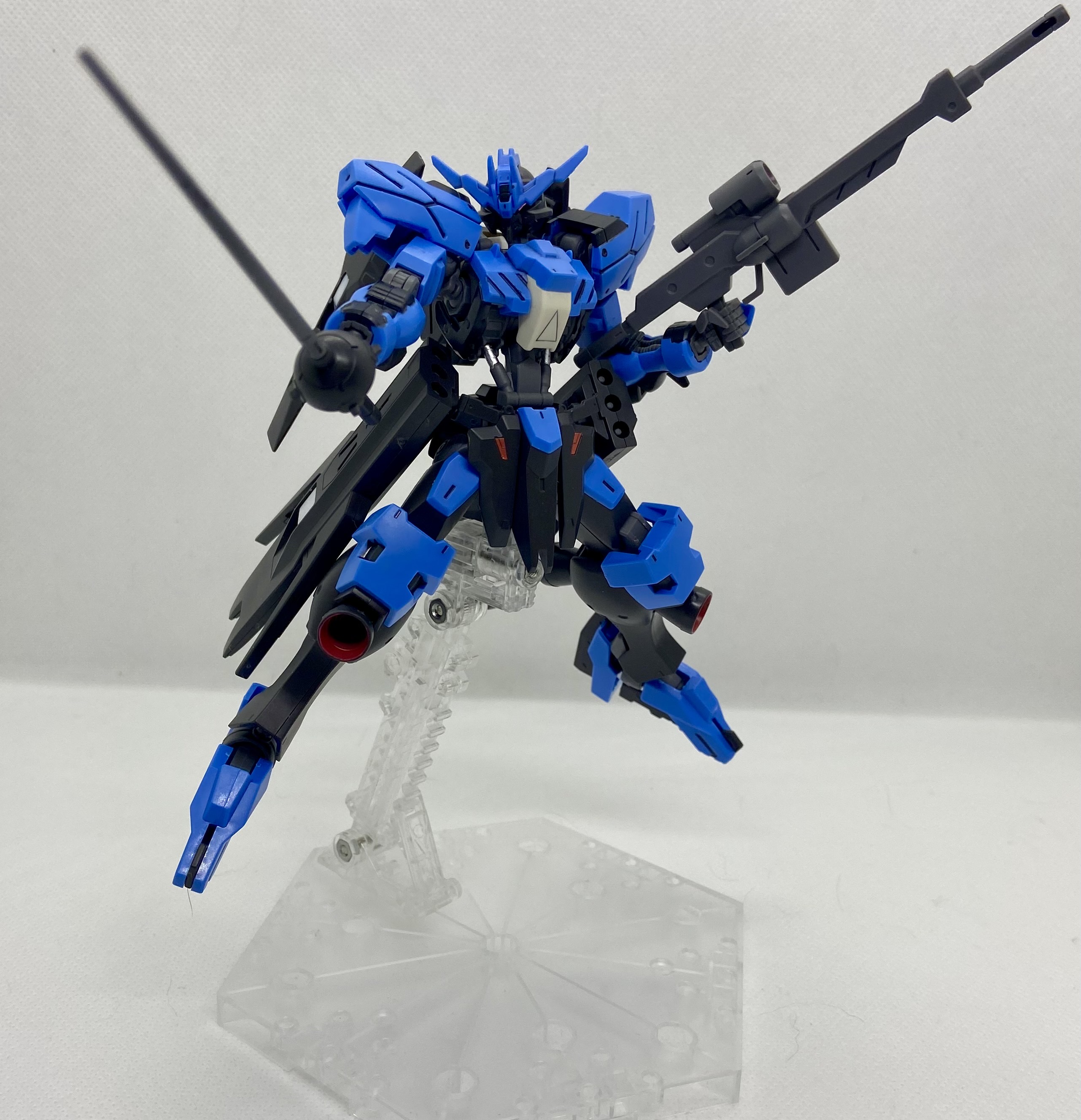 HG 1/144 Gundam Vidar