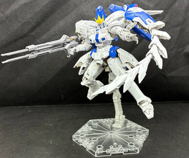 RG 1/144 Tallgeese III