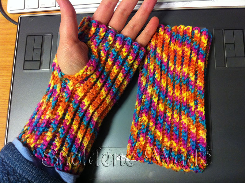 Rainbow rib mitts