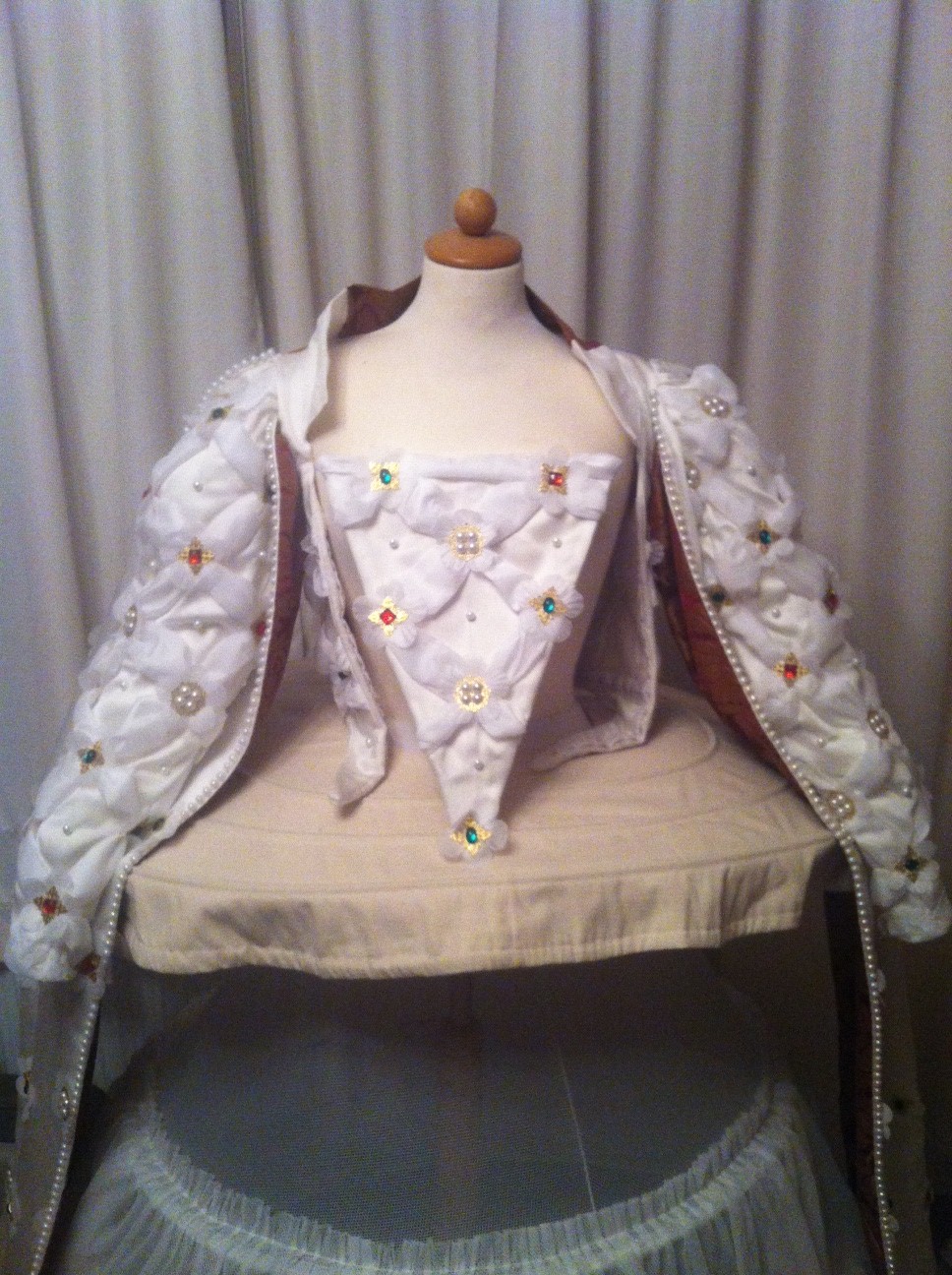 WIP on Ditchley gown - bodice