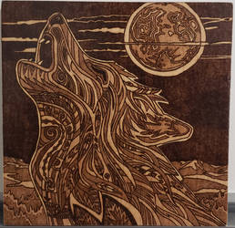 Woodburning - Ornate Wolf Howling at Moon