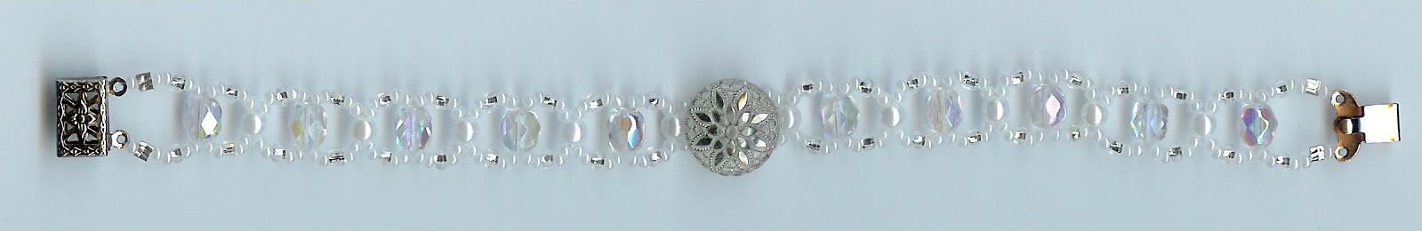 button bracelet