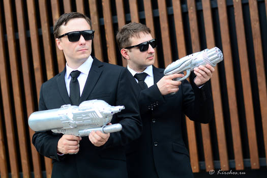 Men in Black - Agent V and Agent B