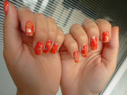 Peachy nails