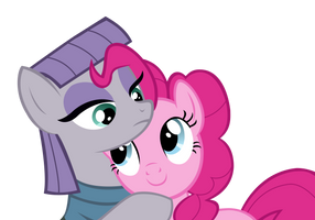 Pinkie and Maud Pie hug