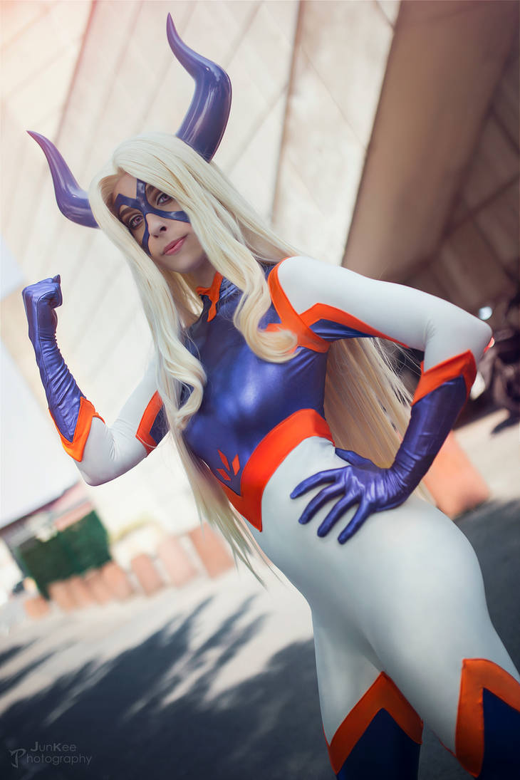 My hero academia cosplays My hero academia cosplays