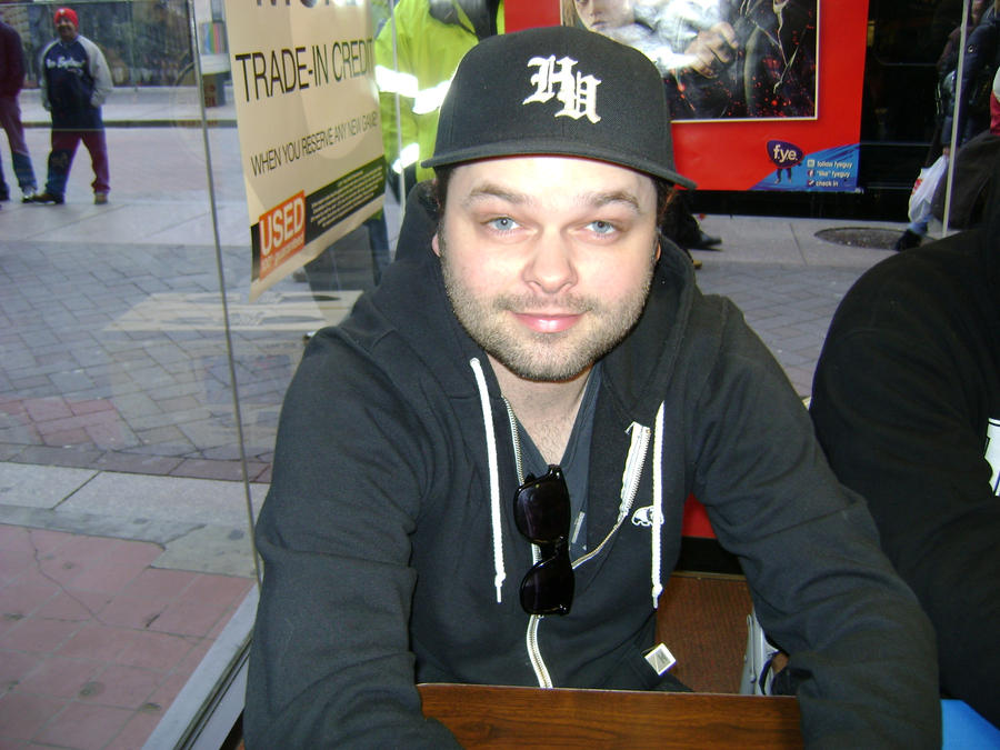 Charlie Scene by RawrImADinosaur1292 on DeviantArt