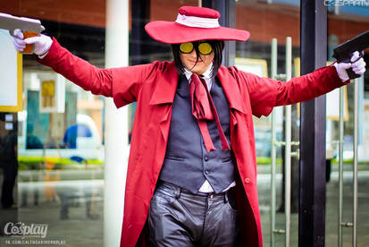 Alucard Cosplay Hellsing