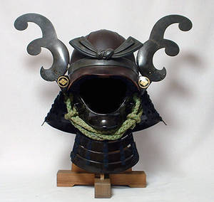 samurai helm 2