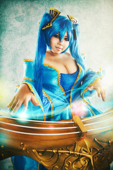 League of Legends Sona