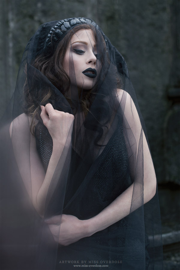 Black Widow by Ophelia-Overdose