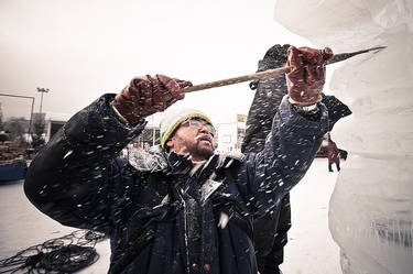 Ice carving