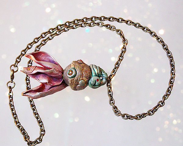 Flower Puff Necklace