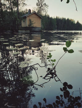 Floating house 