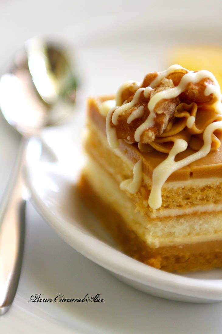 Pecan Caramel Slice