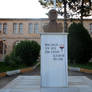 Selcuk Anadolu Lisesi - Ataturk Bustu