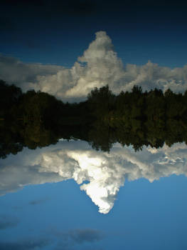 Peaked cloud.