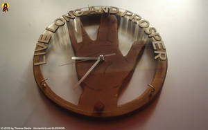 Star Trek Vulcan Salute Clock