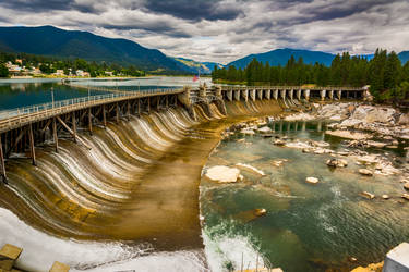 Upstream Dam at Thompson Falls by quintmckown