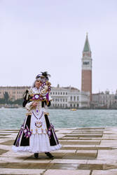 Miss Noir Sakizo in Venice