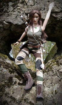 Tomb Raider 2013 - Hunter dirty outfit 06