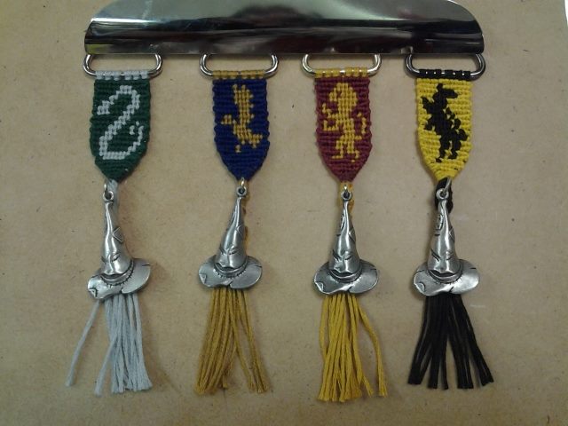 Hogwarts House Keychains Full Set