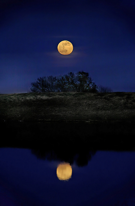 Moon Reflection