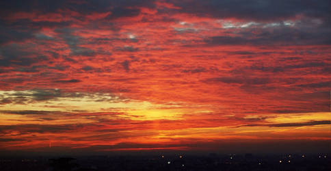 Toulouse Skies 7