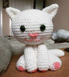 White Ktity Amigurumi [2021]