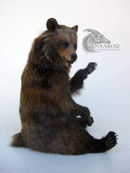 Grizzly Bear Room Guardian