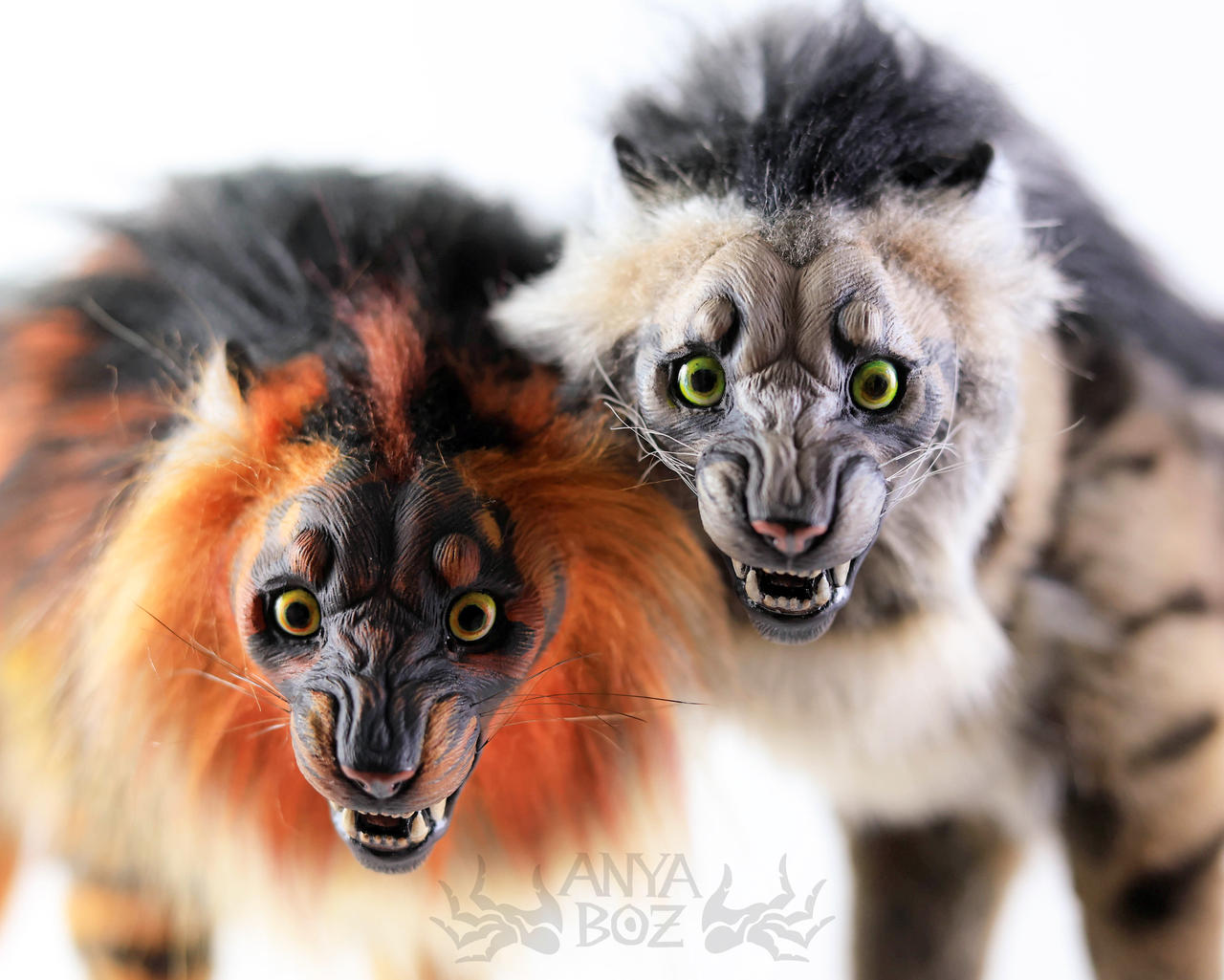 Jeering Tiger Room Guardians