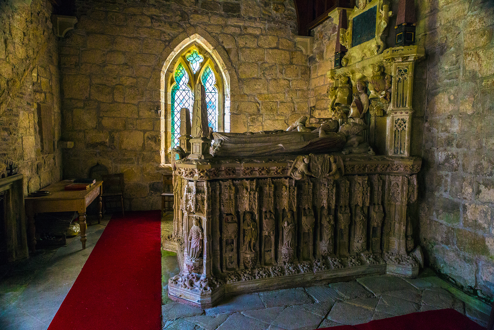 Sir Ralph Grey tomb