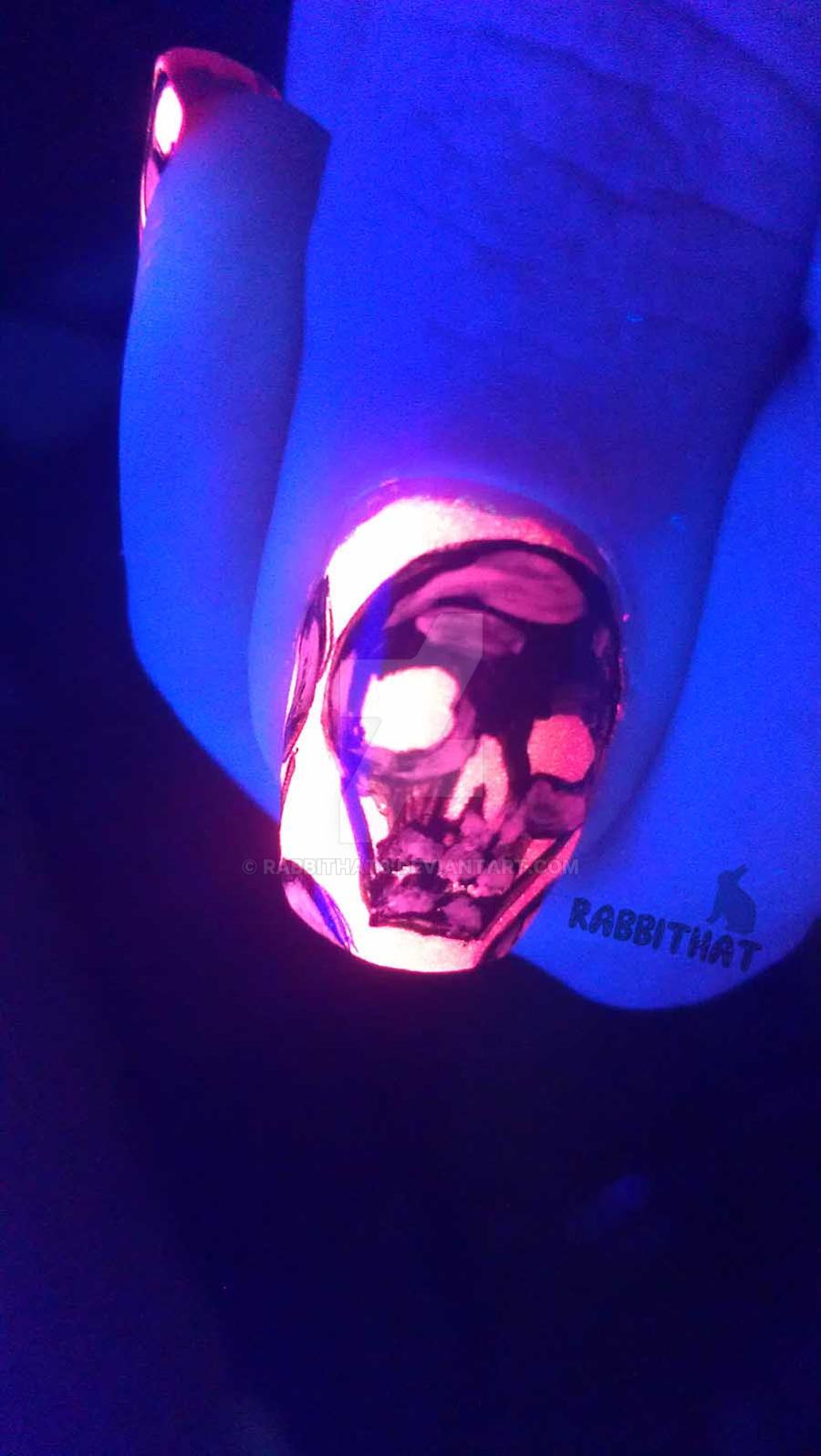 Pink Glowing Skulls Blacklight