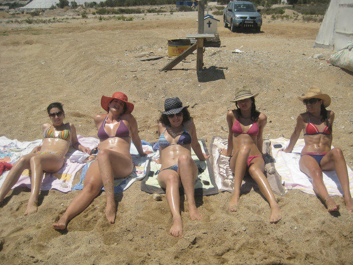 Sunbathing with friends