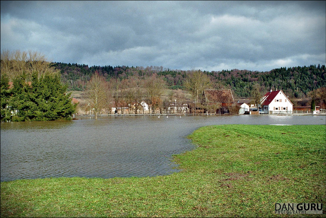 Bavarian Floods - Meadow by RoqqR