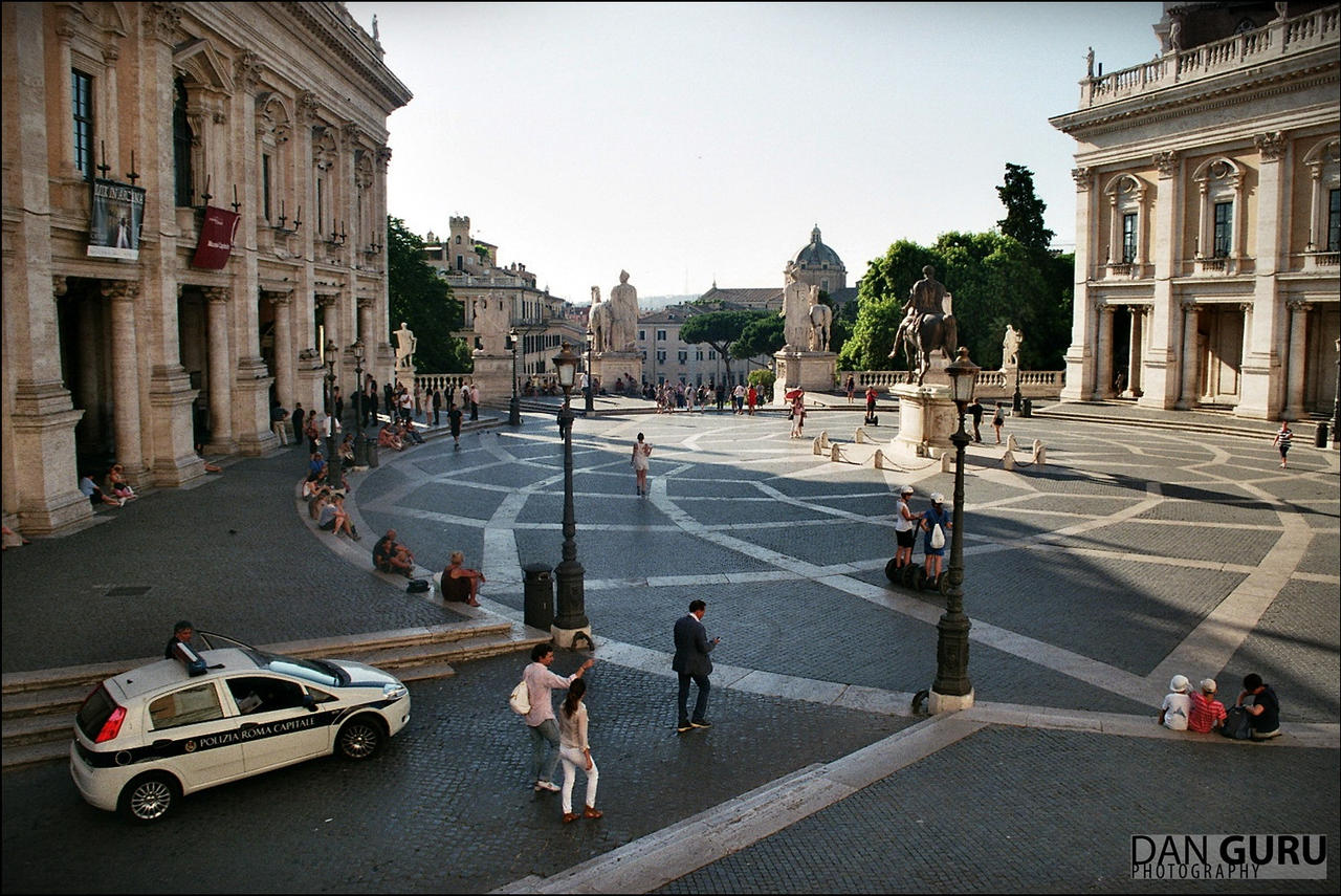 Piazza del Campidoglio by RoqqR