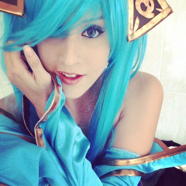 Sona cosplay (ID)