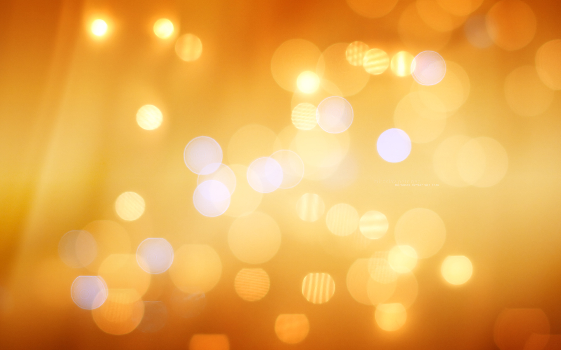 Golden Bokeh Warm Wallapaper